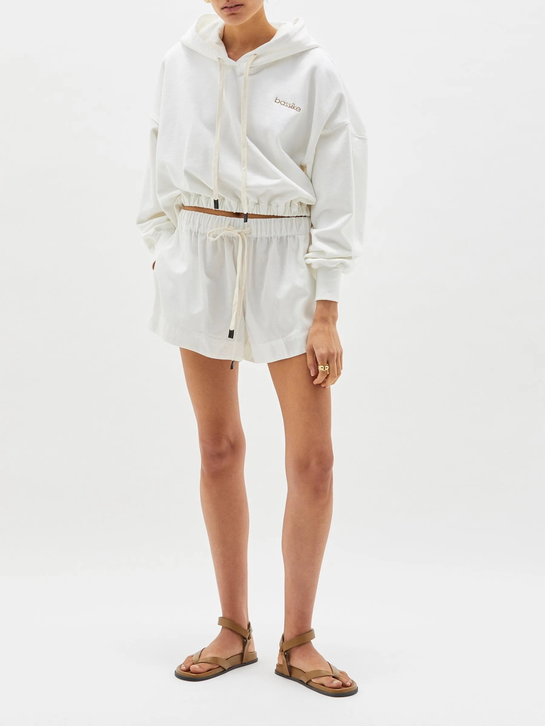 BRANDED CROPPED HOODED SWEAT - WHITE