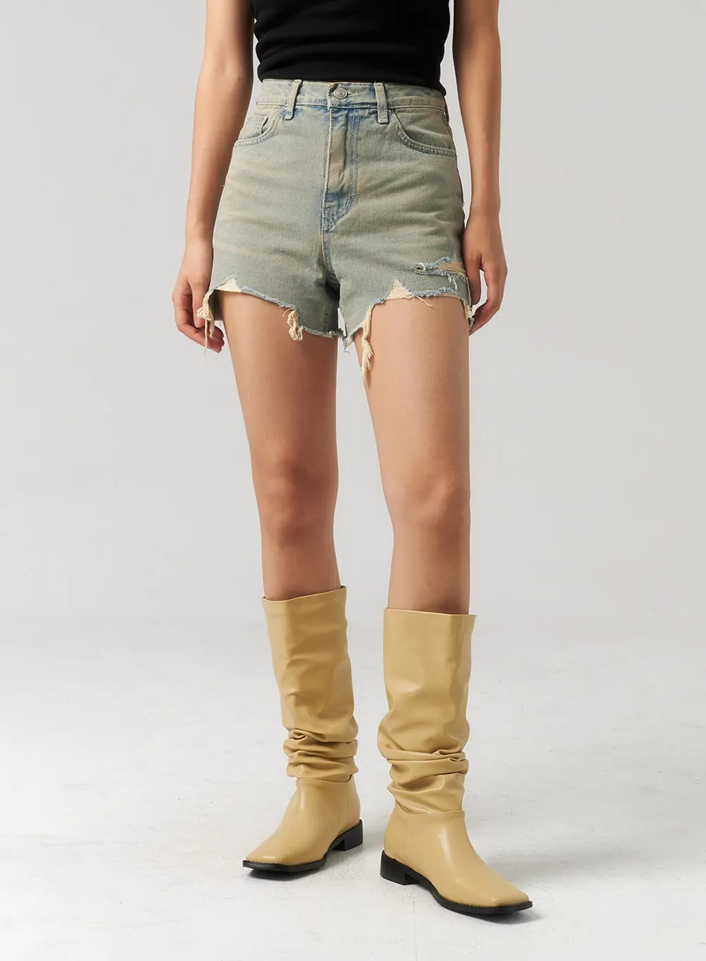 Light Ripped Denim Shorts CU327